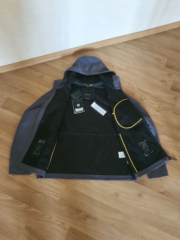 Спортивна вітровочка куртка GEOX нова розмір 52-54 XL