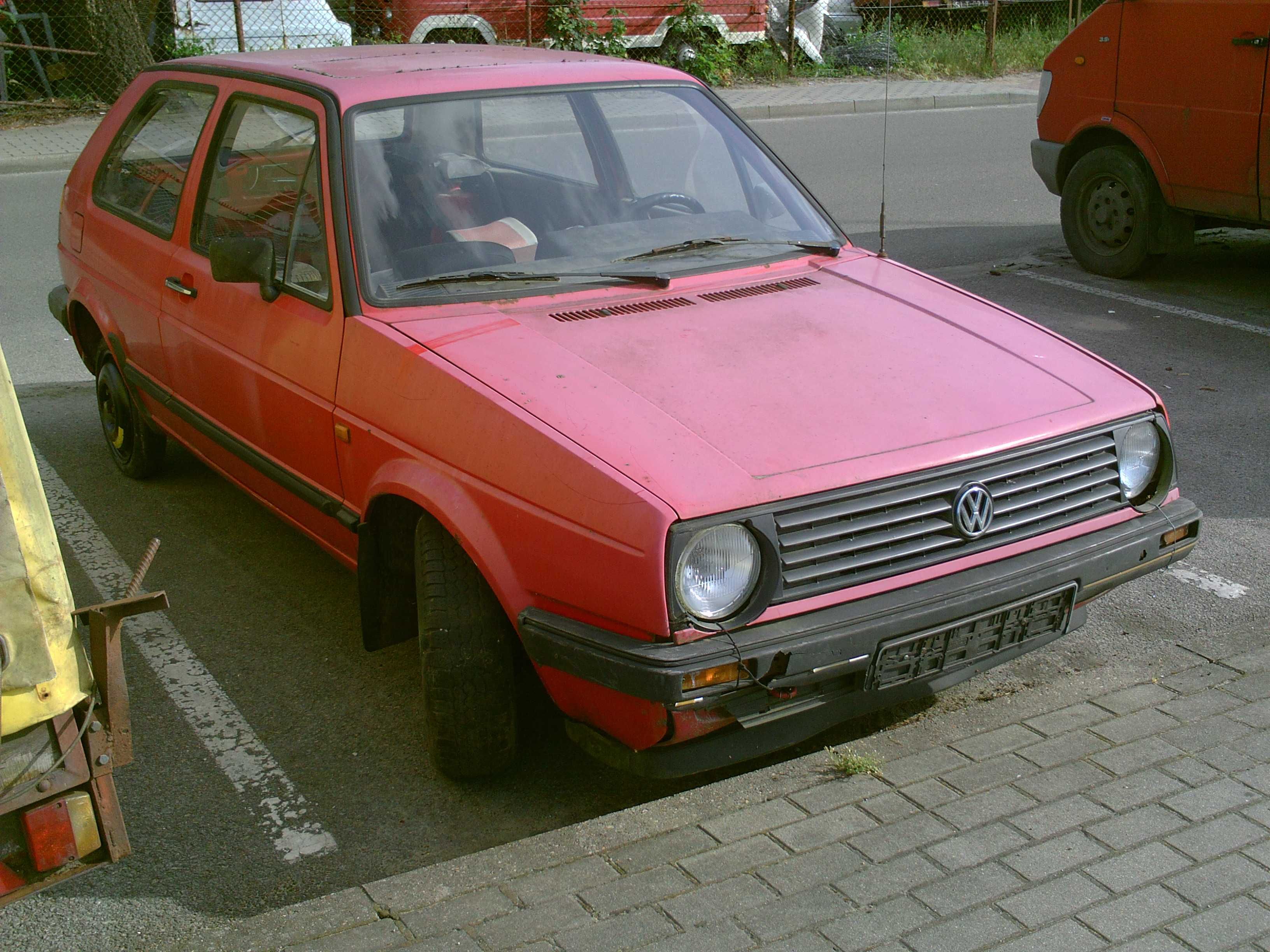 Volkswagen Golf 2 maska kolor LY3D czerwona Do Polerki