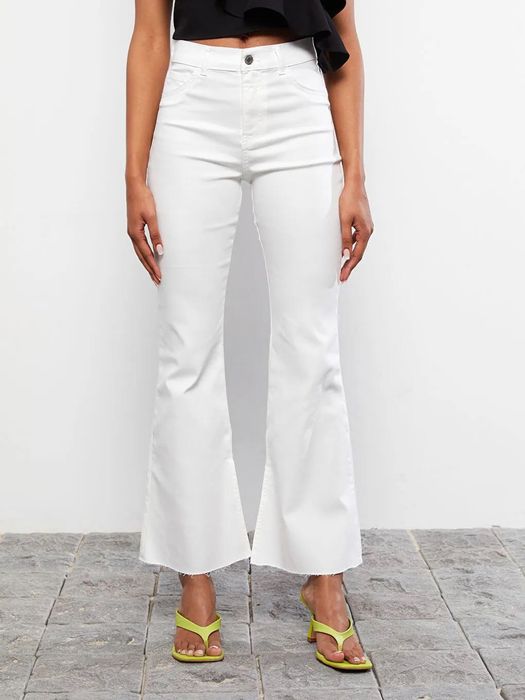 Zara трендова модель джинсів