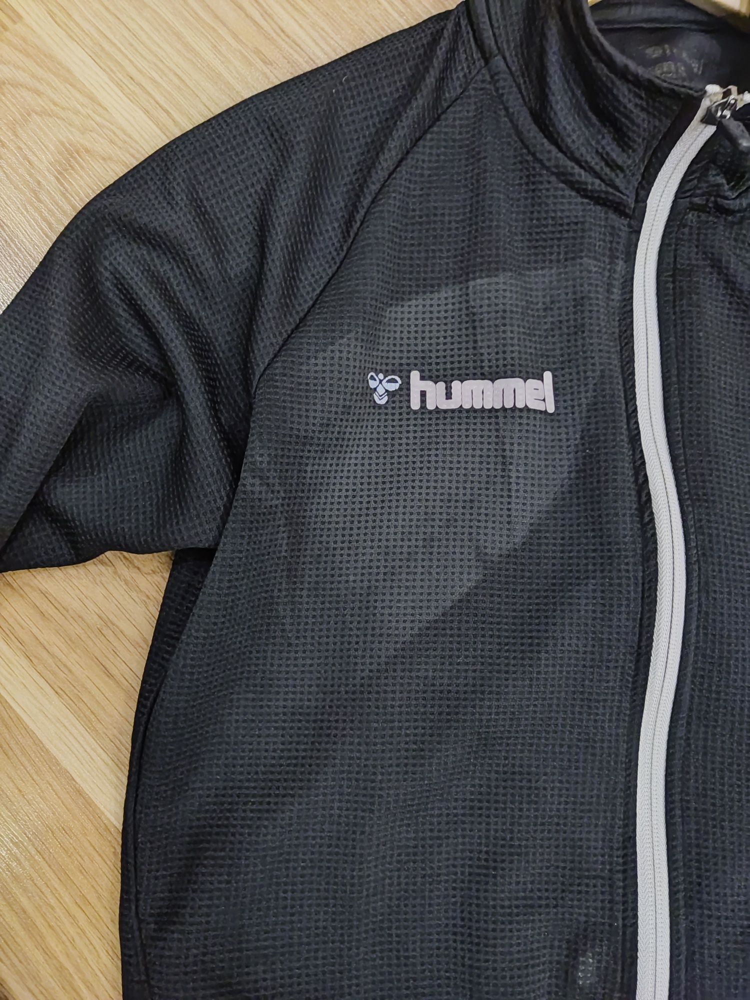 Bluza czarna sportowa Hummel S M chłopięca