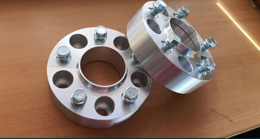 Nowe DYSTANSE Przykręcane + Śruby BMW E38 E46 E60 E61 E90 25mm Para