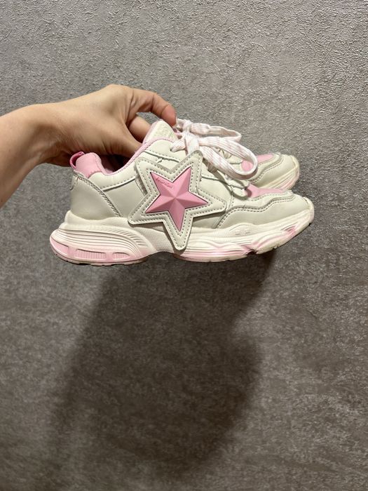 Кроссовки на девочку