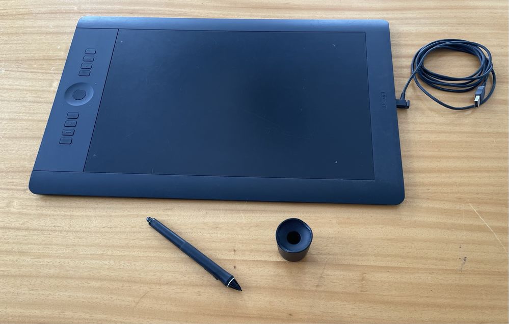 Wacom Intuos Pro L PTH-851 + Caneta Nova