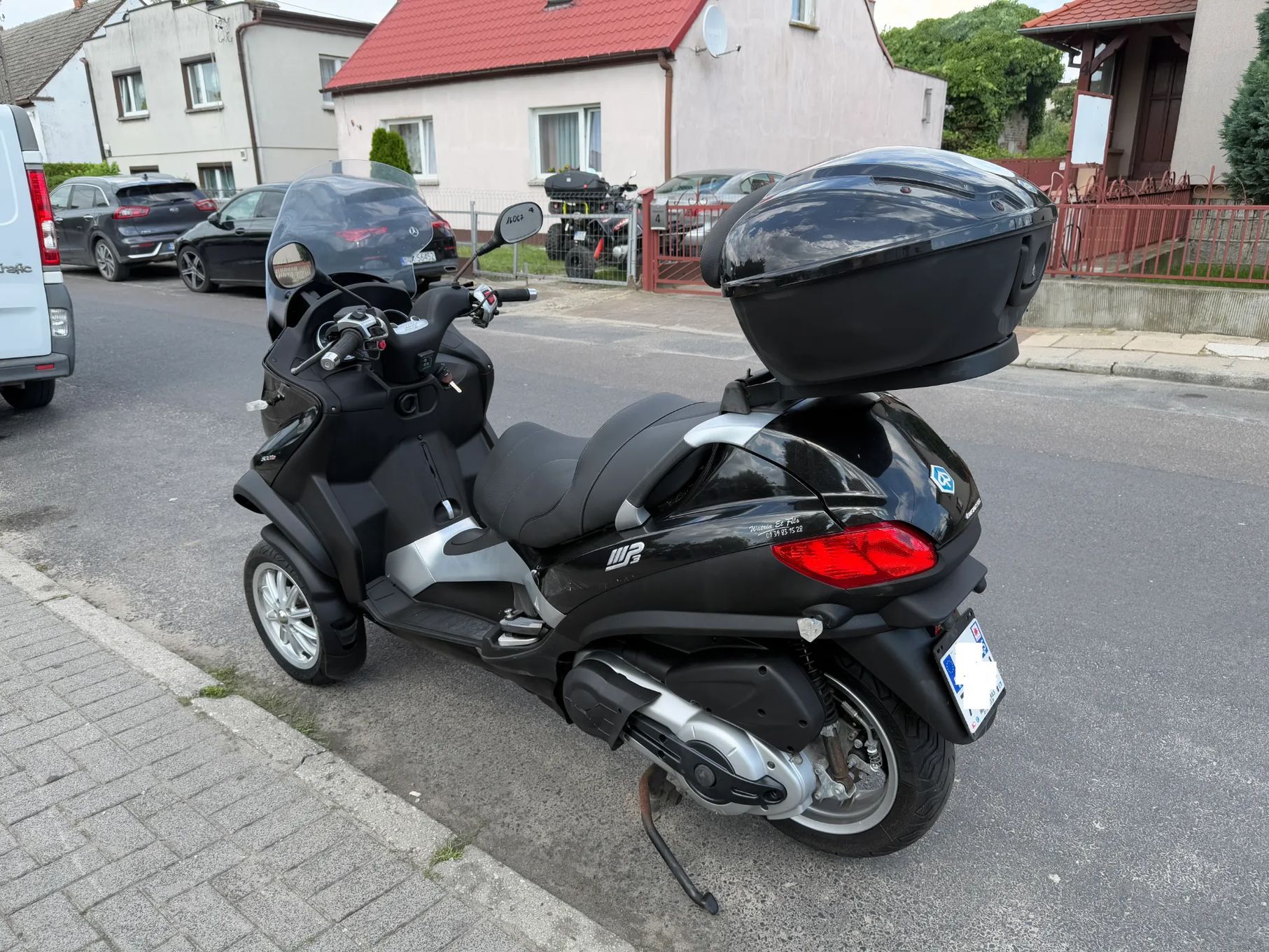 Piaggio MP-3 Piaggio MP3 500    Buissnes*Kat.B*500cm*Kufer*