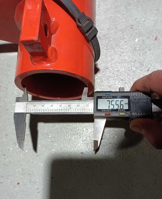 Rura osłona mocowanie Kuhn 785 mm