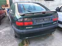 Para peças RENAULT LAGUNA 1.8 RTi 1995 boa mecânica a trabalhar