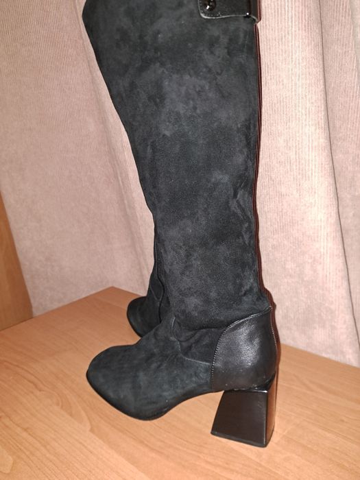 Замшеві зимові чоботи Vito Rossi