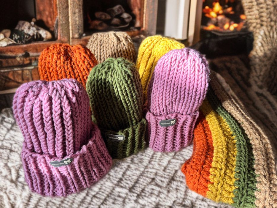 Ciepła czapka zimowa handmade (różne kolory)