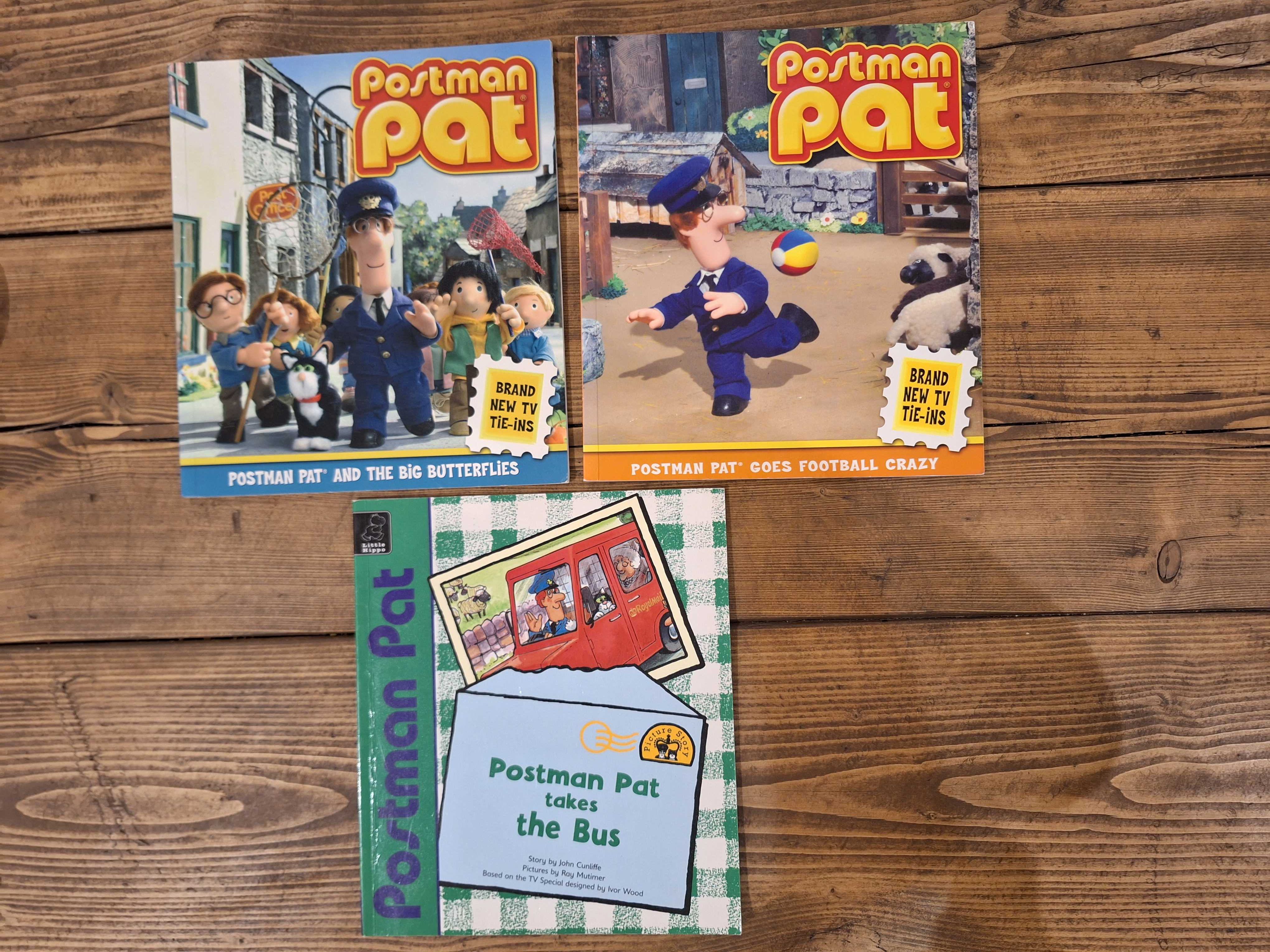 POSTMAN PAT ksiazeczki wersja angielska