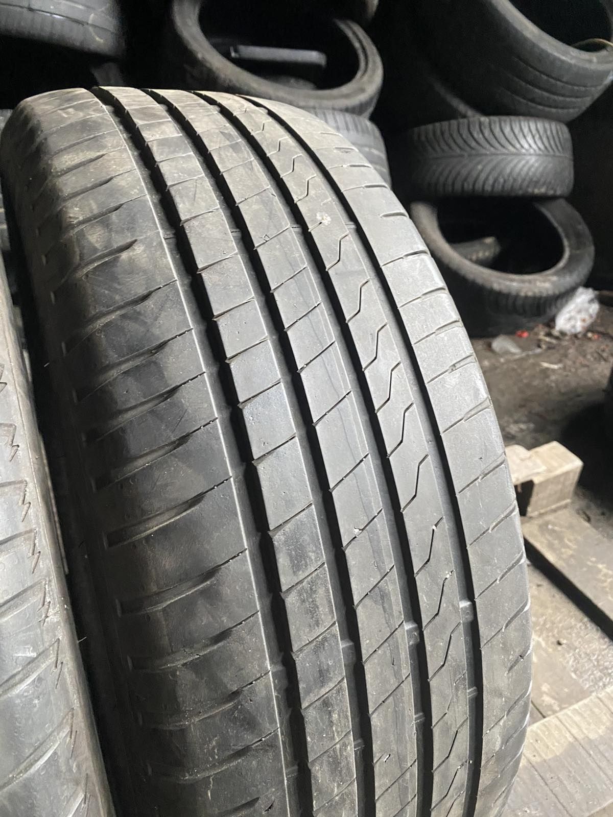 215.55.18 Firestone 2шт лето БУ склад шины резина из Европы 55 R18