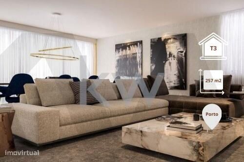 Apartamento T3 NOVO com 257,30 m2  * Três Lugares de Estacionamento