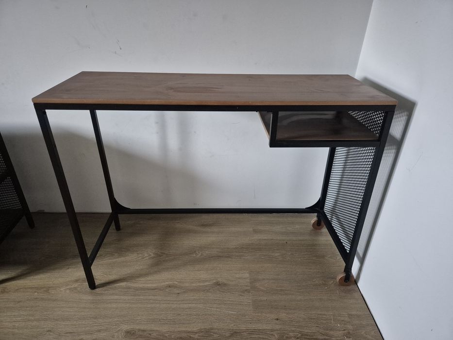 Stolik na laptopa FJALLBO ikea rustykalne biurko