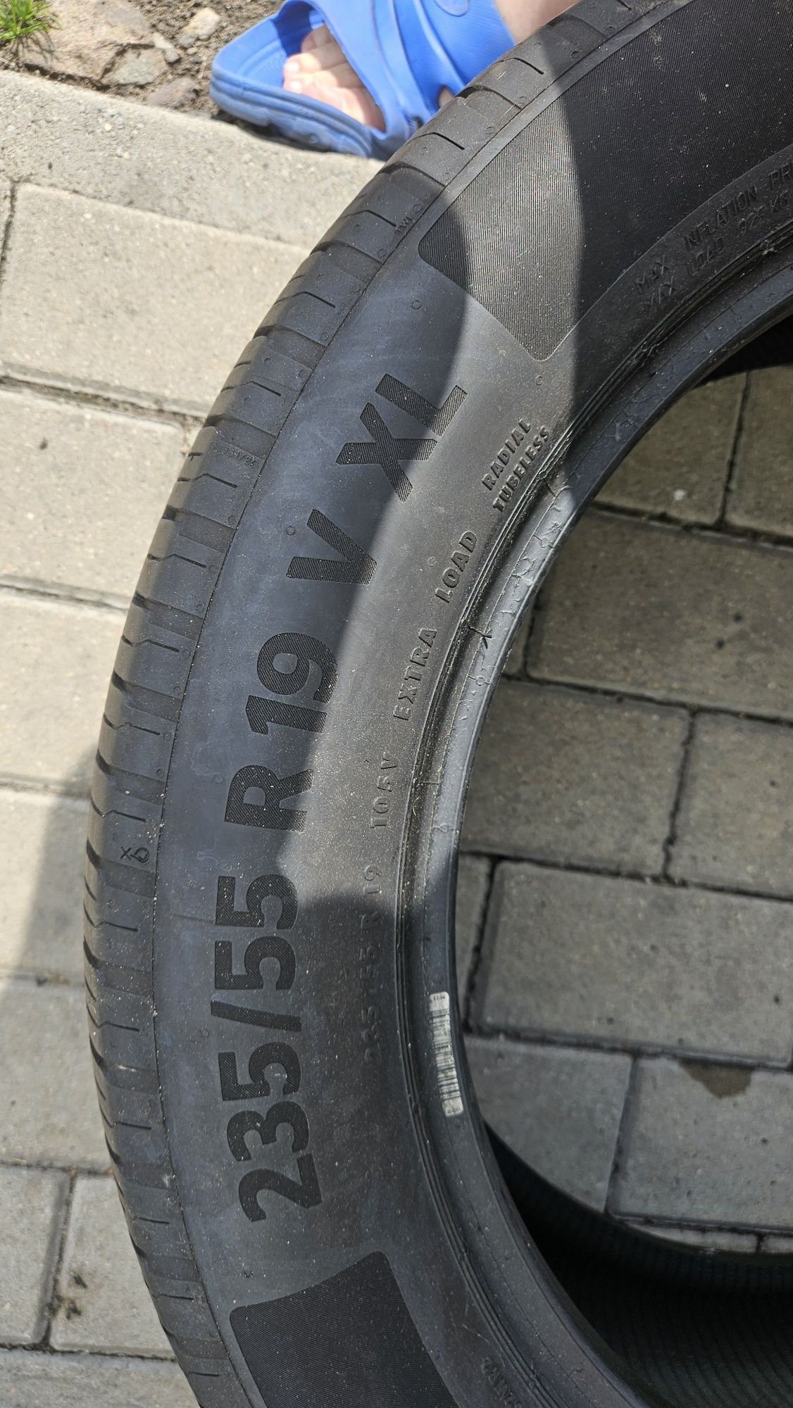 Opony Continental 235 55 R19