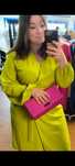 Sukienka plus size limonkowa długi rękaw kopertowy dekolt