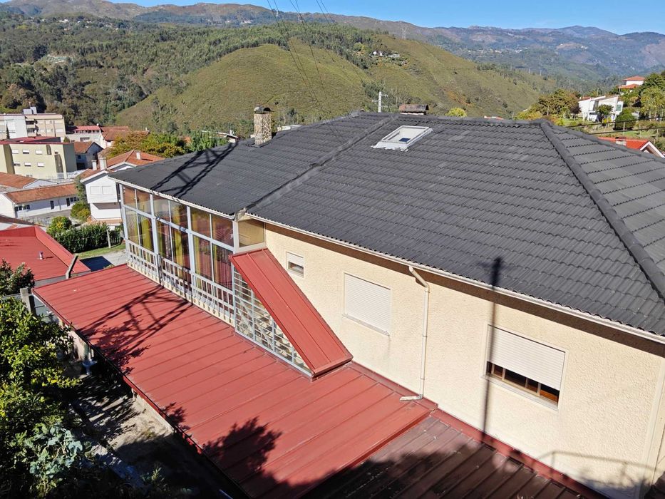 Moradia T4 Centro de Terras de Bouro