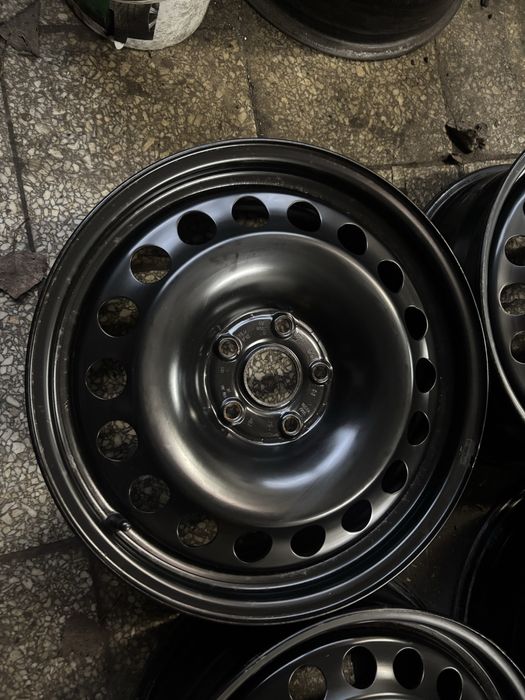 FS3 Oryginalne felgi stalowe Vw 17” 5x112