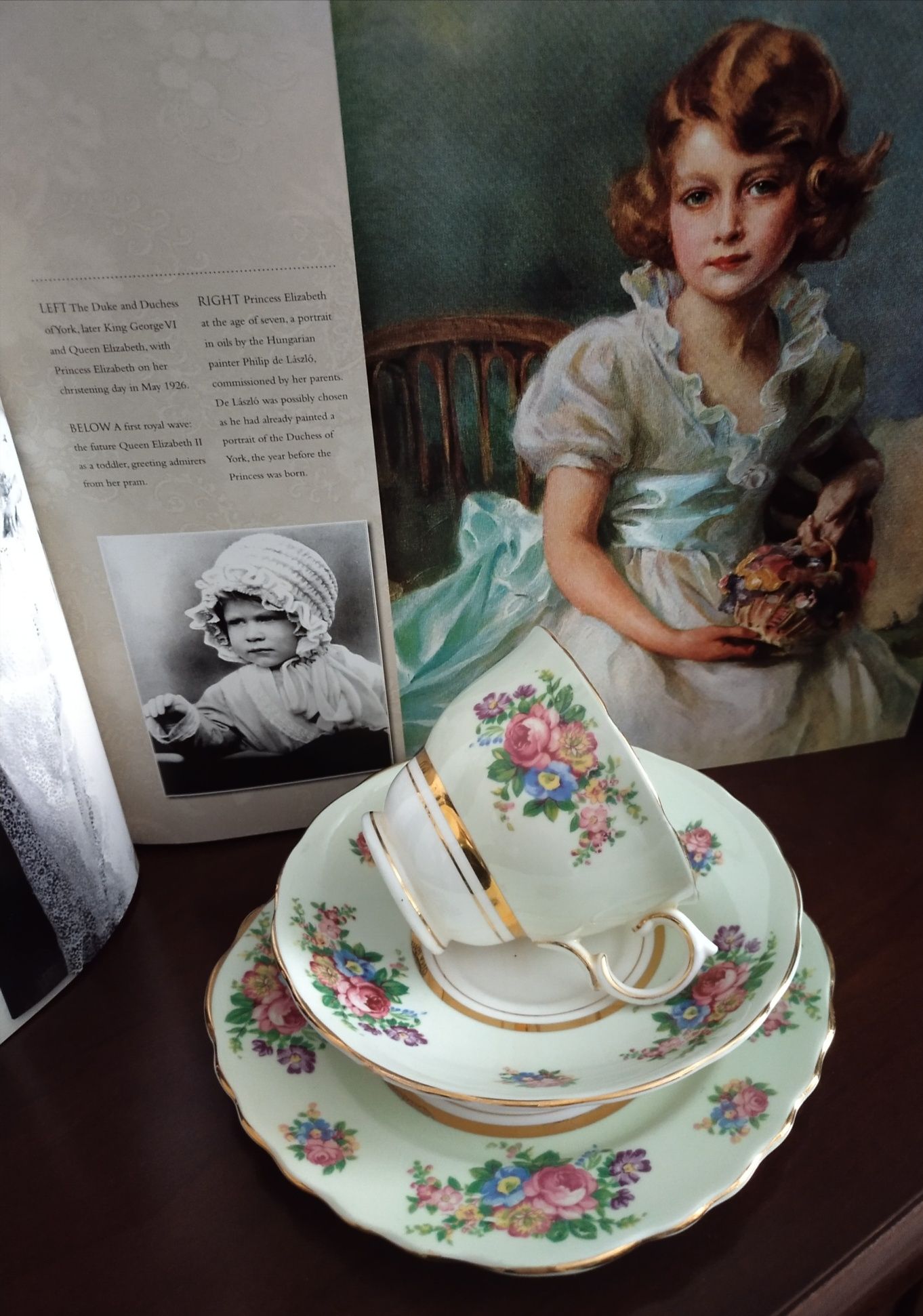 Stara Piękna Harlequin Zielona Colclough Filiżanka Angielska Porcelana