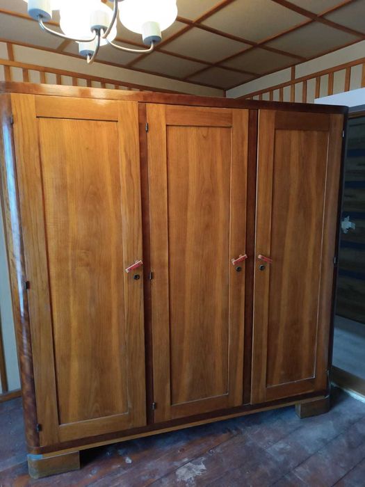 Solidna, duża zabytkowa szafa trzydrzwiowa, antyk