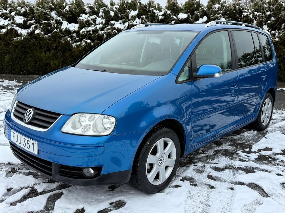Volkswagen Touran Volkswagen Touran 1.6 benzyna  2005 rok