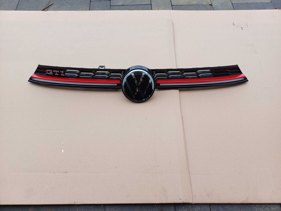 grill vw polo 6 VI gti lift led model 2g085.3651t rok od 2021
