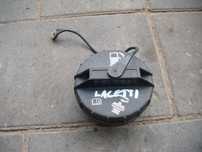 chevrolet lacetti 05r  korek wlewu paliwa