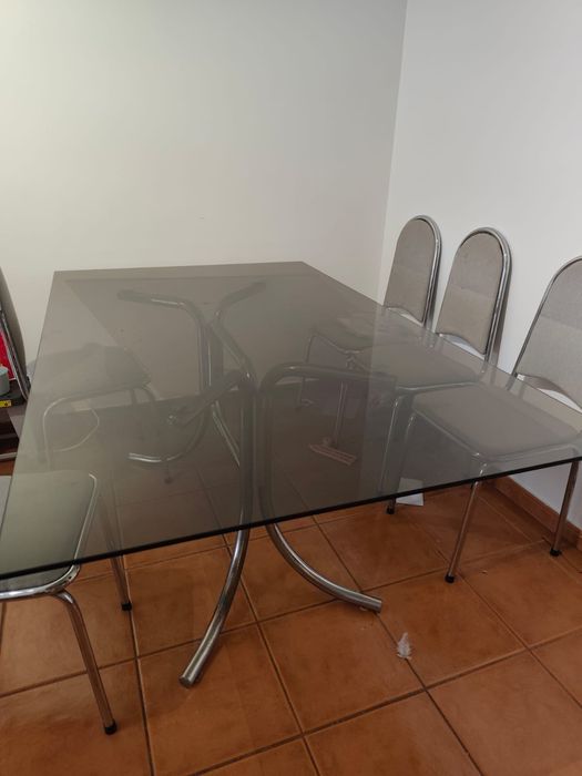 Mesa de Jantar em Vidro