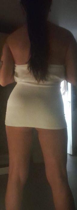 Sukienka obcisła uwodzicielska