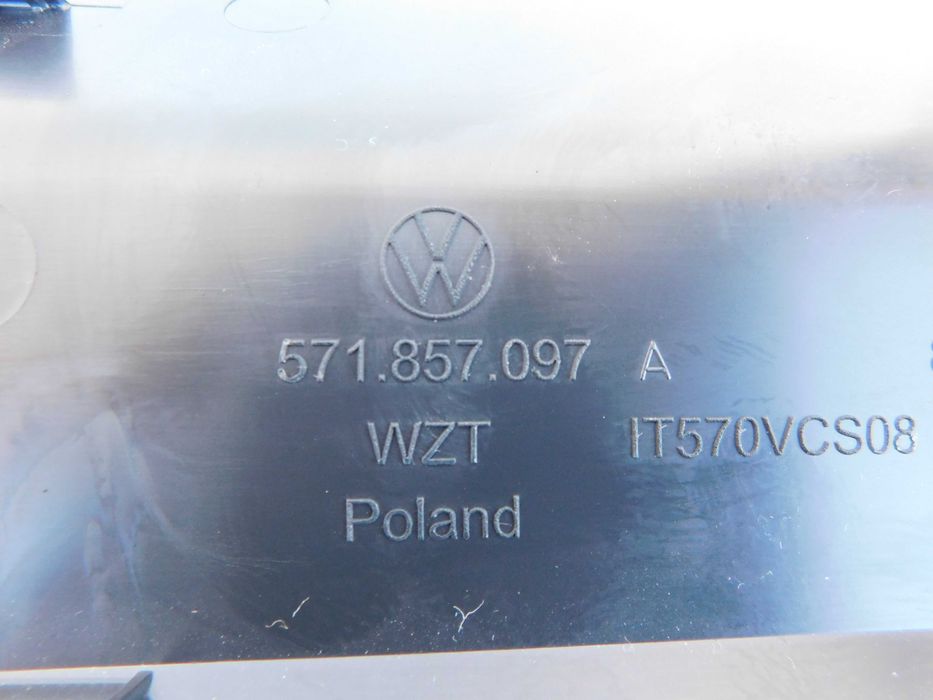 Schowek kieszeń deski rozdzielczej Volkswagen Tiguan III 3 kompletna