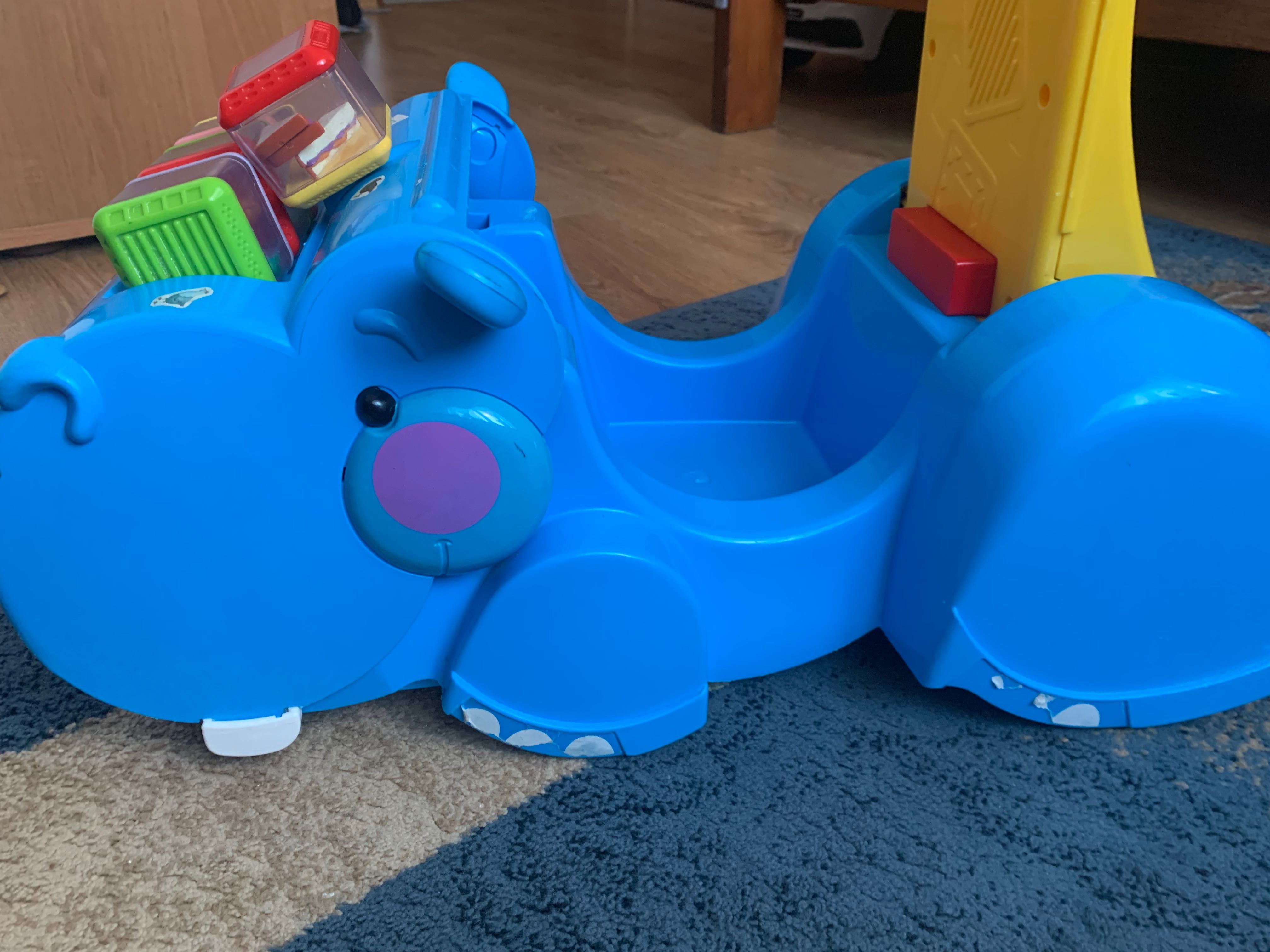 Pchacz, chodzik Fisher price hipcio