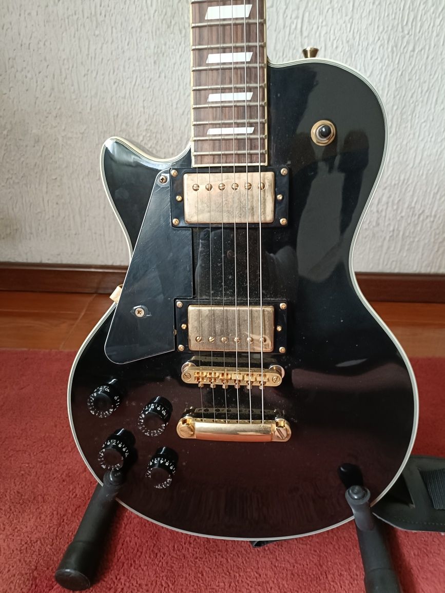 Stagg L400 BK classic rock L  e amplificador Stagg