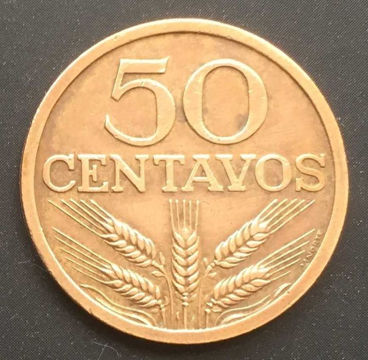 Moeda de 50 centavos bronze - Portugal - 1975