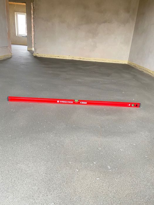 Стяжка підлоги, напівсуха стяжка