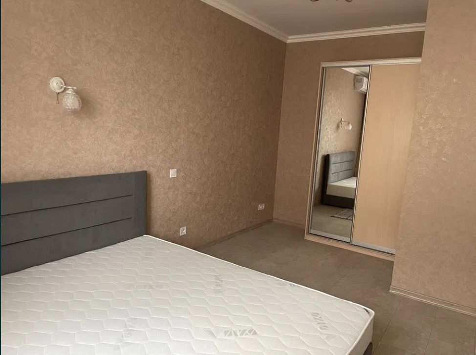 Продам квартиру с ремонтом на Таирова. ЖК Левитана. (884-279)