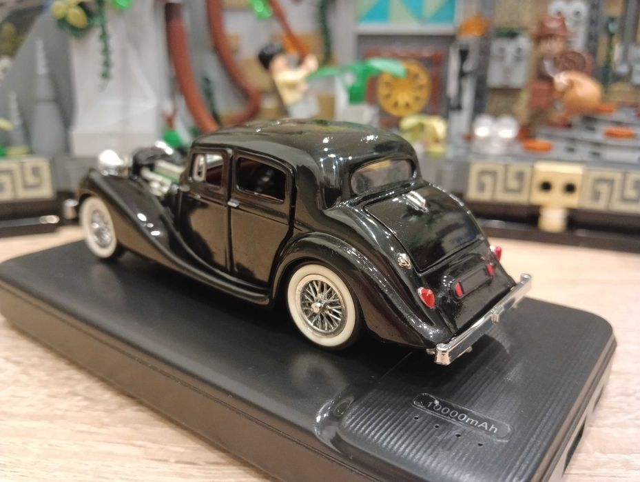 Модель 1946 Jaguar Mark ІV - Franklin Mint 1:43
