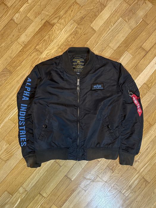 Бомбер Alpha industries