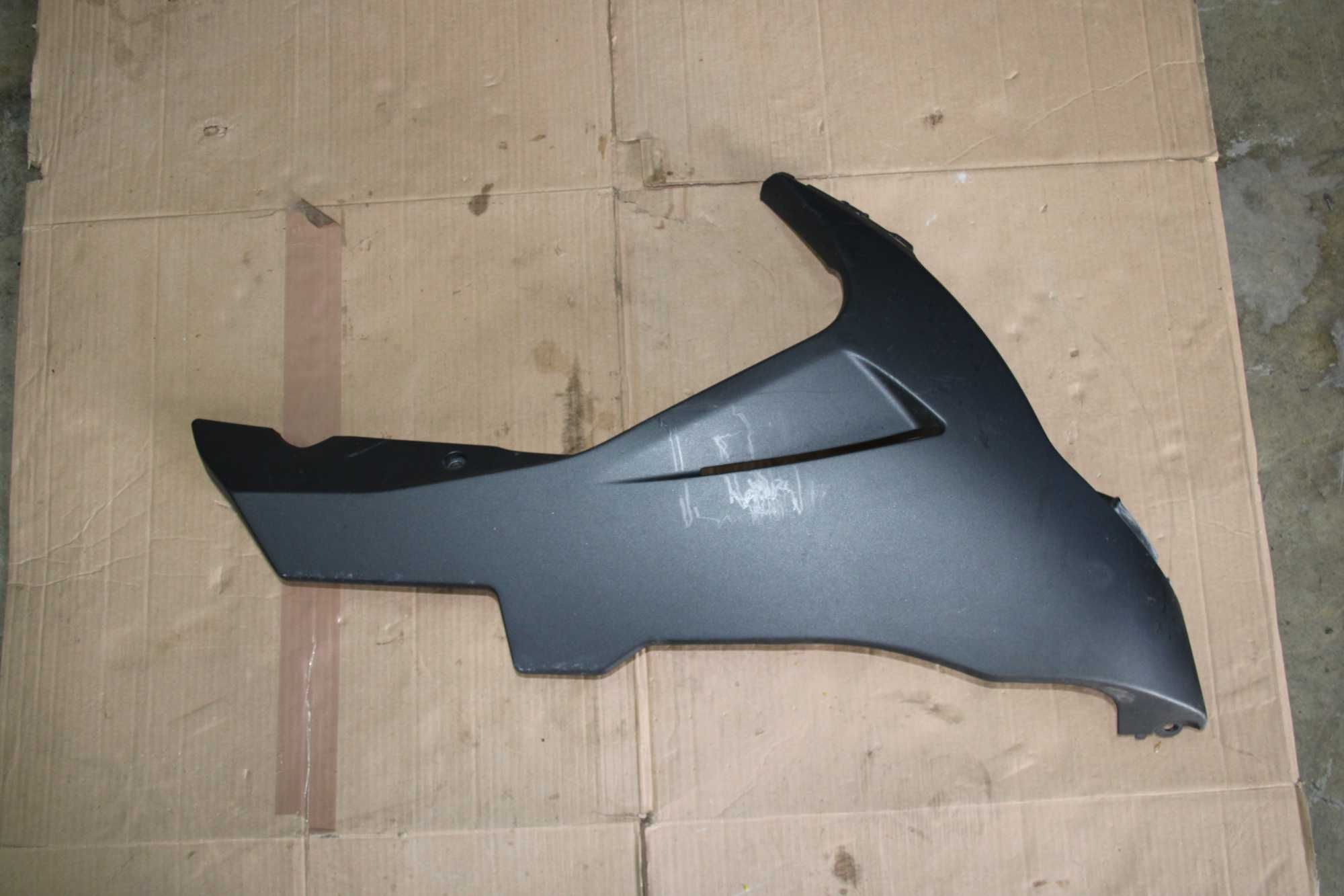 Prawy Pług Owiewka OEM Suzuki Gsxr 600 L1-L6 11-17 , 750