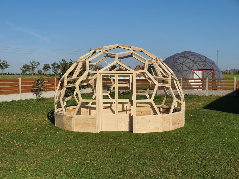 Kopuła geodezyjna namiot sferyczny igloo zadaszenie basenu jacuzzi