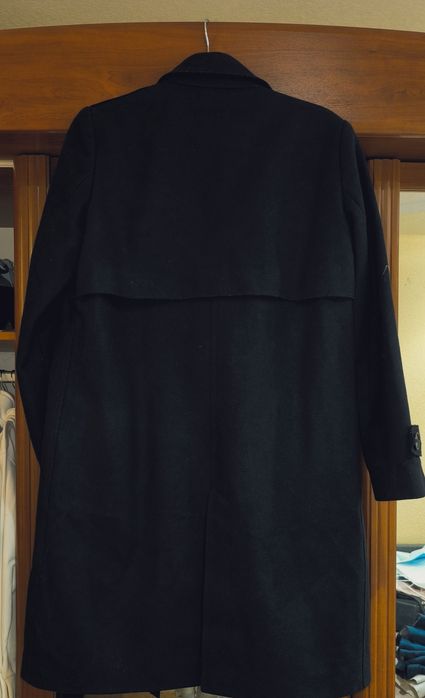 Пальто Massimo Dutti. Розмір s.