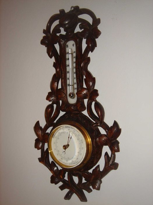 Barometr stary z termometrem o pięknej formie