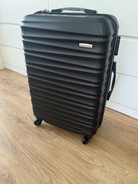 Srednia walizka podrozna wittchen czarna