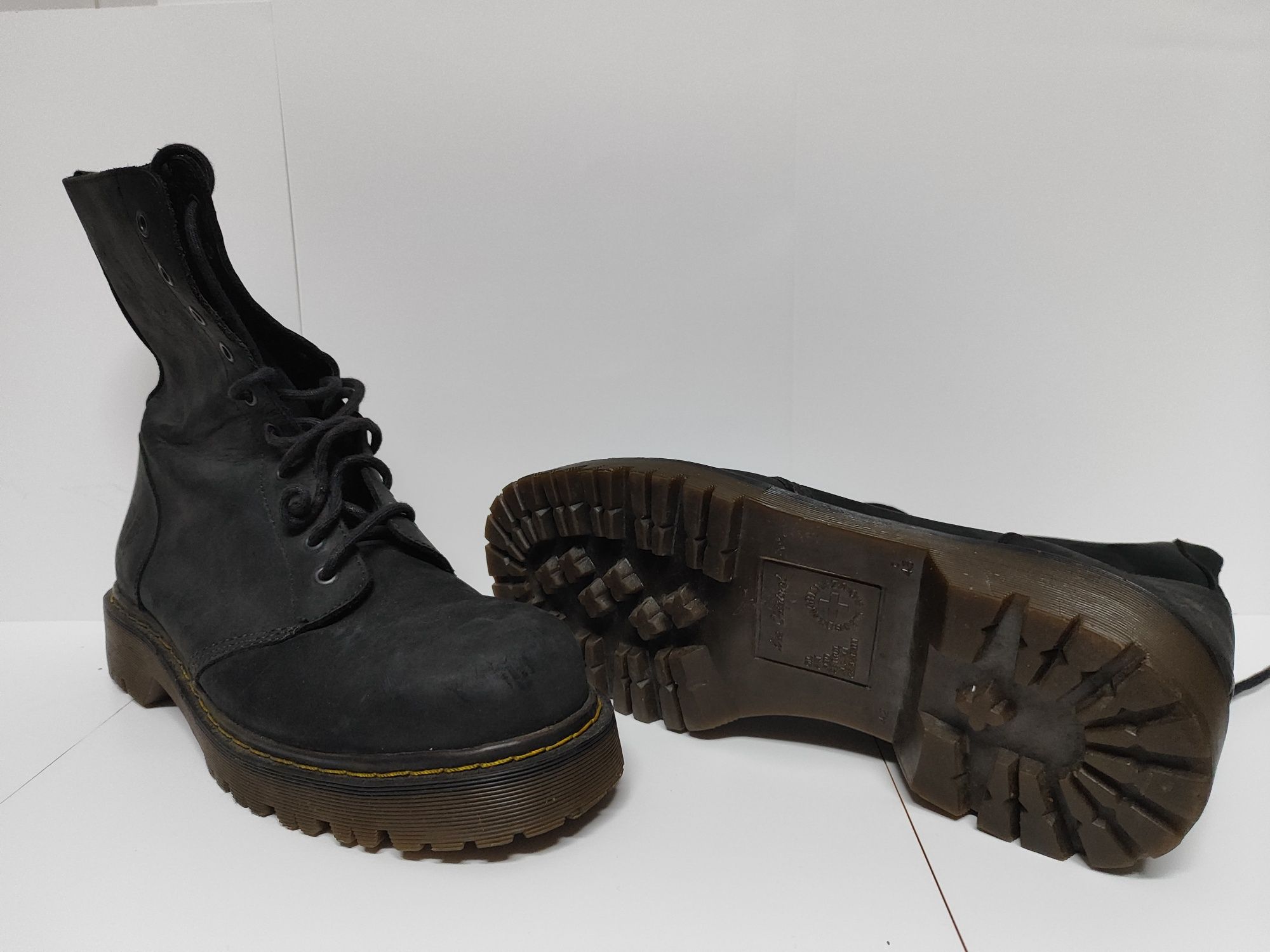 Dr. Martinez - Botas