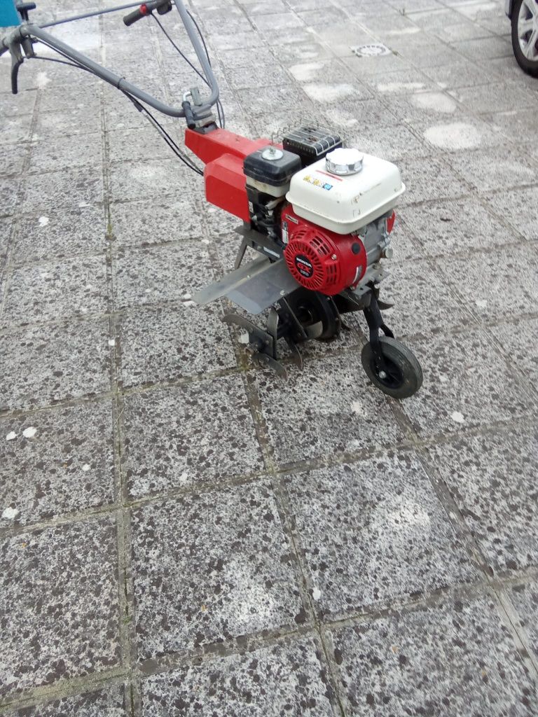 Mota   enxada  Honda