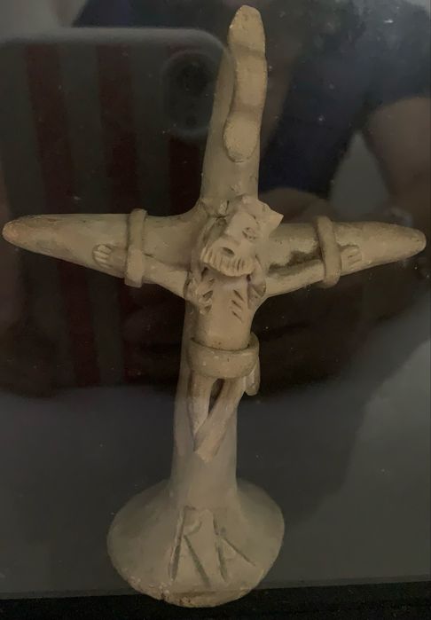 Cristo crucificado Rosa Ramalho