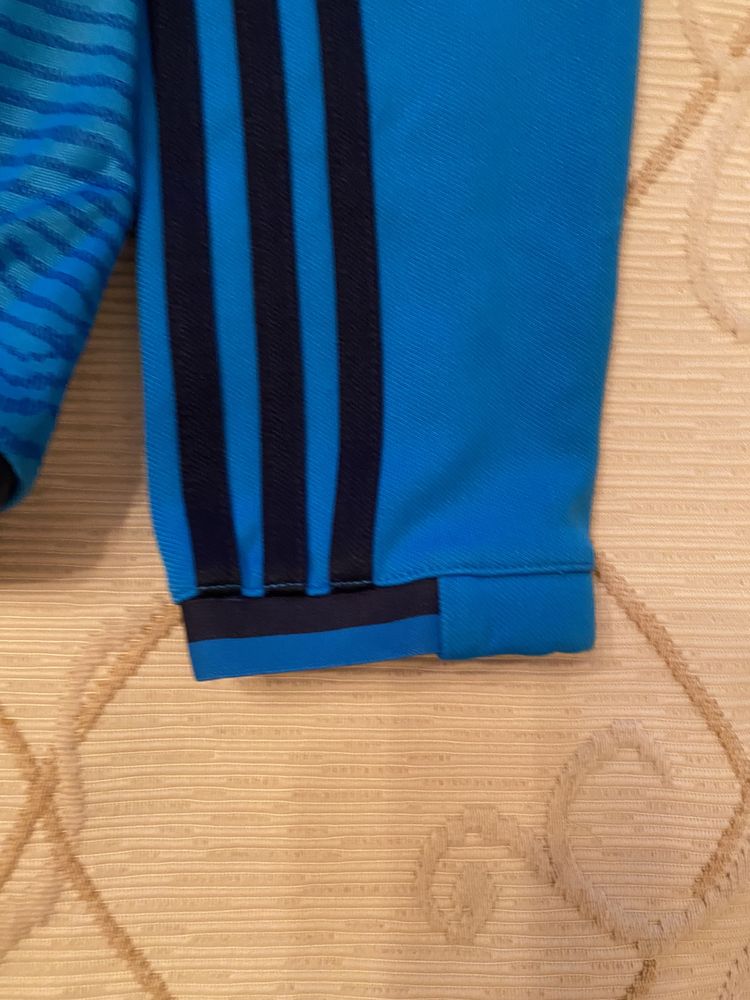 Кофта Adidas. Real. XS