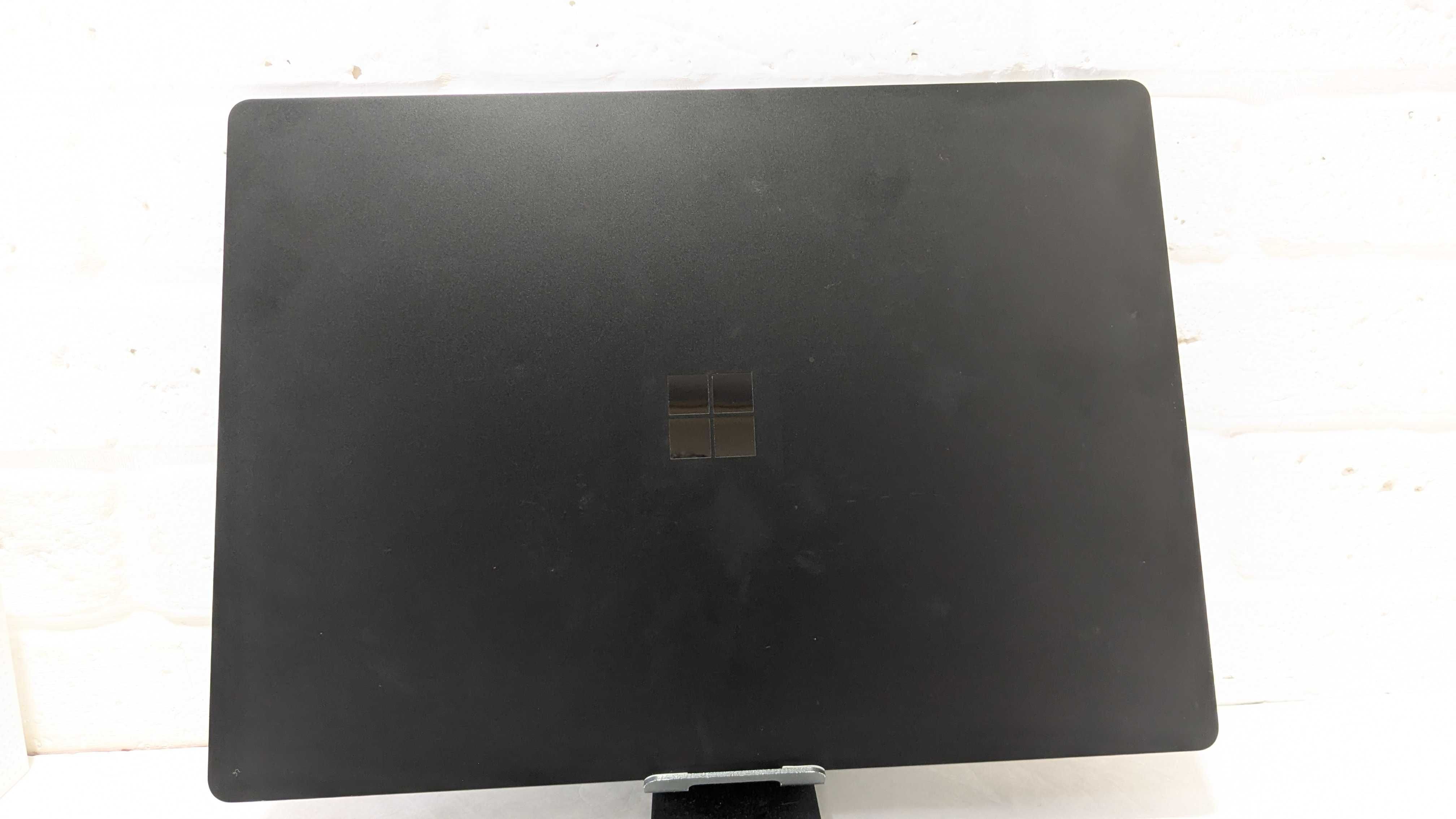 Microsoft Surface Laptop 3 15" - AMD Ryzen 7-3870U/16gb/512gb #326