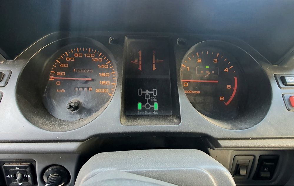 Разборка Mitsubishi Pajero 2 4D56 2.5diesel розборка Митсубиси паджеро