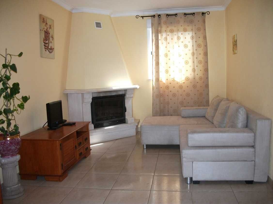 12 a 19 Julho Quarteira Algarve  Piscina  Churrasqueira WIFI A.C