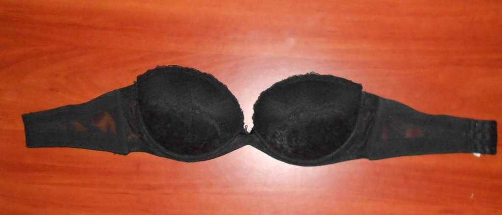 бюстгальтер бюстик чорний пуш-ап 36 (80) DD New Look