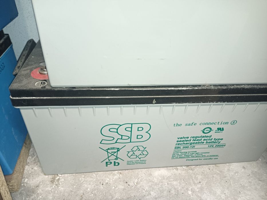 Akumulator AGM magazyn energii