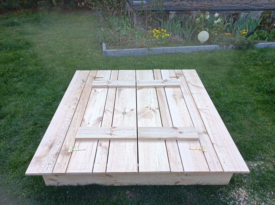 Piaskownica zamykana